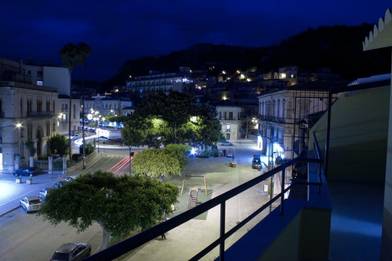 Casa Madonna Delle Grazie Apartment Modica Bagian luar foto